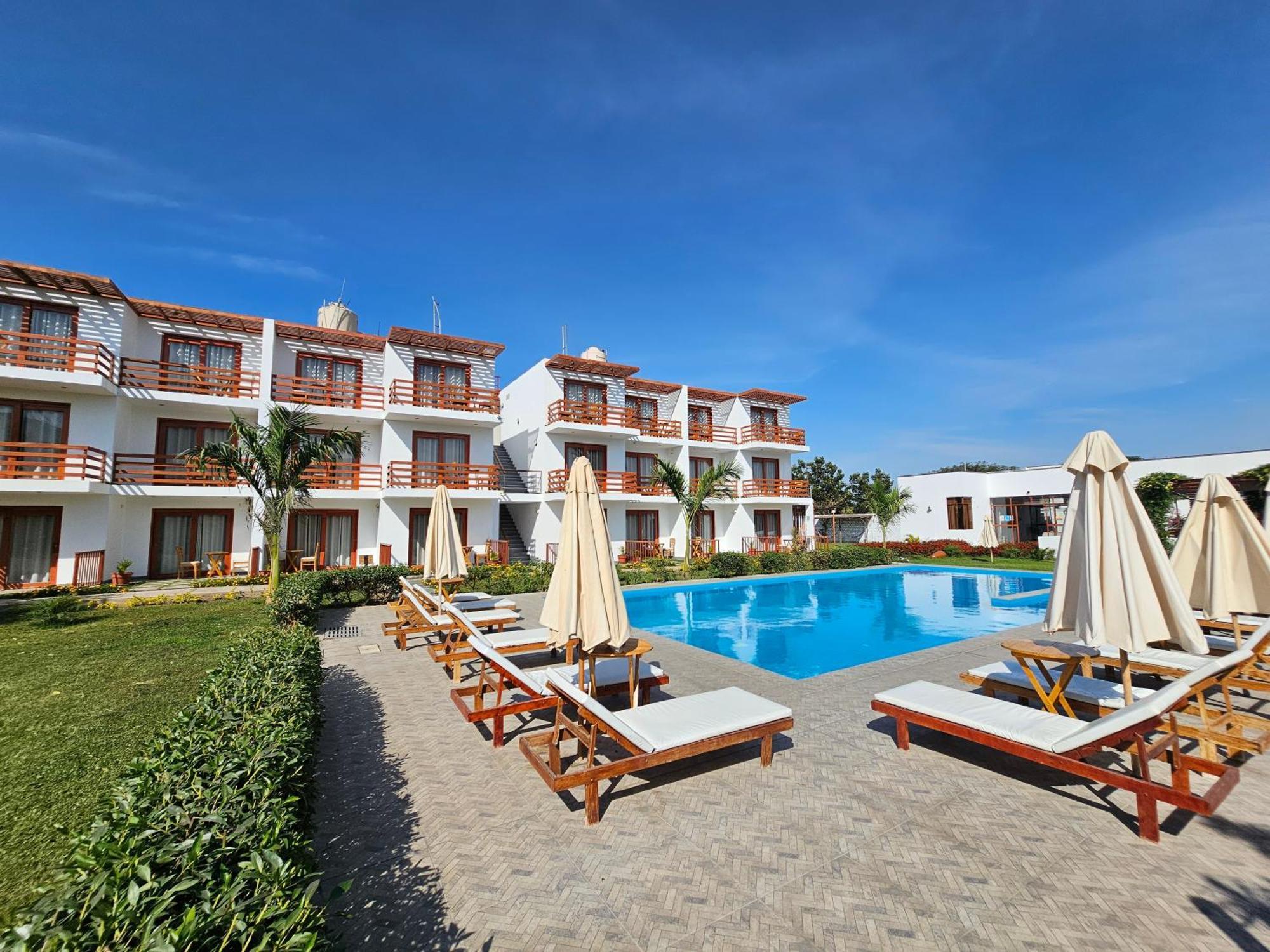 Hotel La Colina Cerro Prieto Buitenkant foto